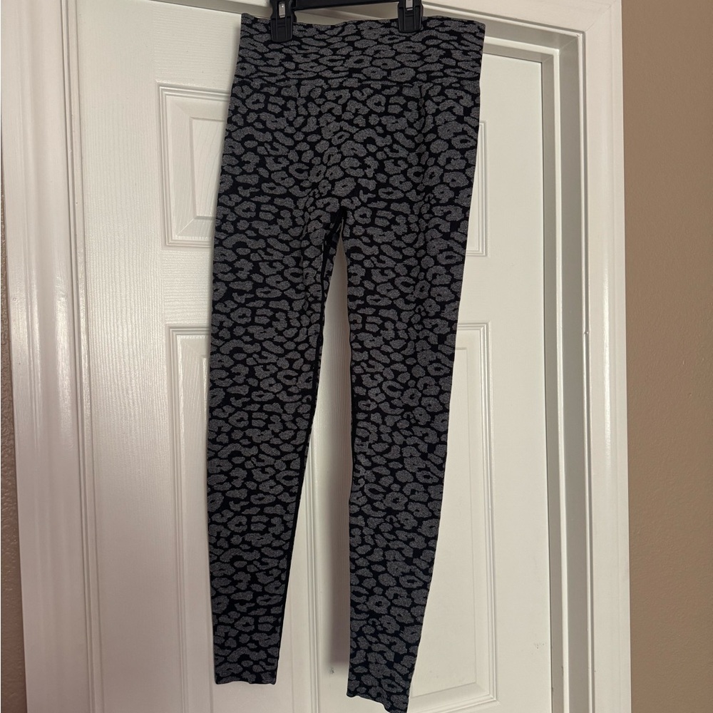 Gray Leopard Print Leggings